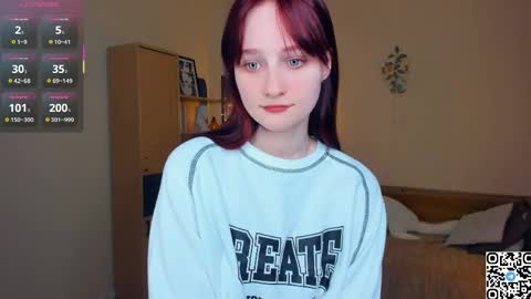 Chloe online show from April 19, 6:21 pm