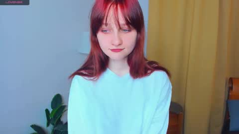 Chloe online show from November 2, 7:06 pm