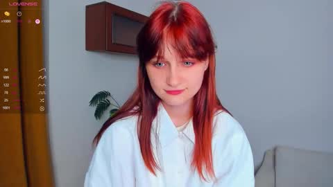 Chloe online show from September 23, 6:50 pm