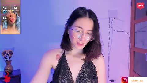 haanna_thompsoon online show from December 22, 2:28 am