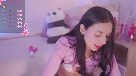 Hade online show from March 6, 9:10 pm