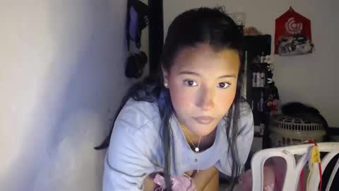 hadesmit1 online show from April 15, 2:39 pm