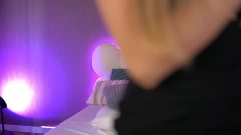 Hailey online show from April 14, 7:08 am