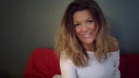 Hailey online show from December 16, 8:47 pm