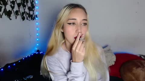 reashell online show from September 17, 7:34 pm