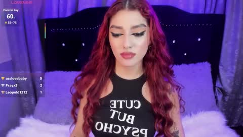 Snapshot of hallsred_rh chatting on October 11, 11:40 pm Halls Red online show from October 11, 11:40 pm