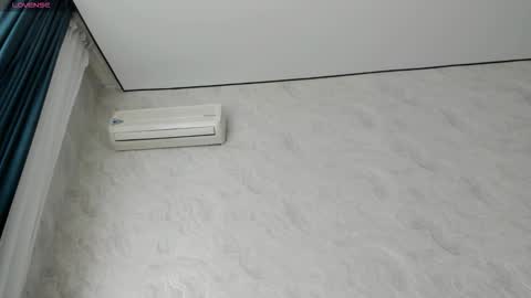 hana_moon1 online show from September 16, 9:39 am