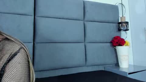 Hanna Castro online show from November 27, 5:27 pm