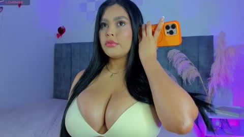 hanna_connorss online show from March 21, 10:15 pm