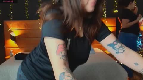 Hanna online show from December 3, 7:38 pm