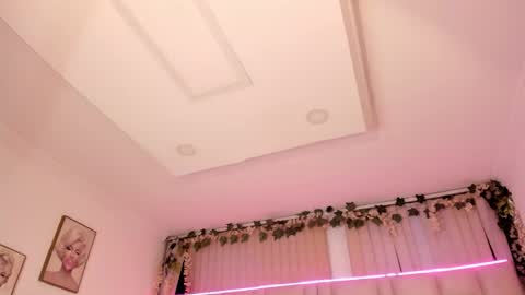 Hanna Klover online show from March 6, 5:02 am