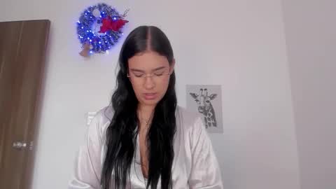 HANNA online show from December 19, 6:44 pm