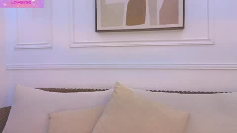 HANNA SOFIA online show from March 27, 10:05 am