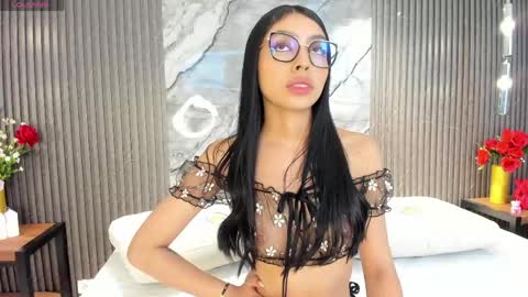 Hanna S online show from April 16, 12:16 pm