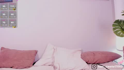 Snapshot of hannaasweet chatting on September 16, 8:28 pm Hannaa online show from September 16, 8:28 pm
