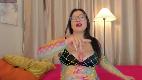 Hanna online show from July 17, 3:55 am