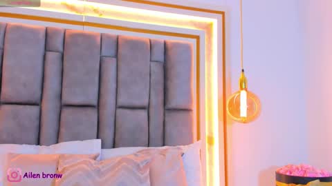 Eliana online show from November 23, 12:13 am