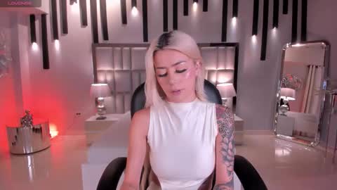  Hanna Connor  online show from February 9, 12:02 am