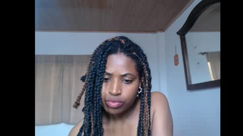 hannah_bronx online show from August 5, 3:40 pm