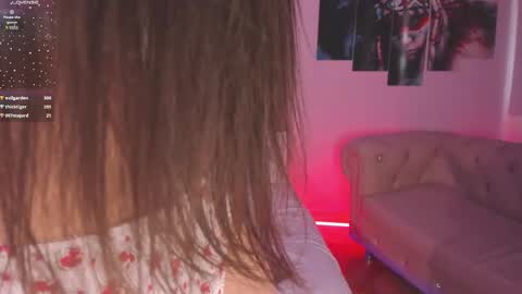 Snapshot of hannah_jonhson_1 chatting on March 1, 3:05 pm Hannah online show from March 1, 3:05 pm