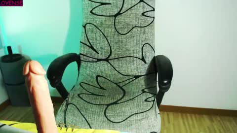 hannah kiim online show from April 11, 3:37 pm