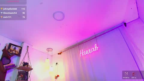 hannah_lovee online show from April 9, 6:19 am