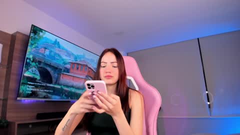 Hannah online show from January 14, 1:15 am