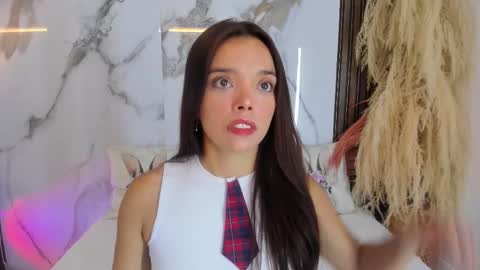 Hannahill69 online show from October 8, 4:50 am