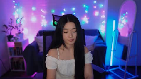 hannarosie online show from March 15, 5:48 pm