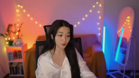 hannarosie online show from April 12, 5:49 pm