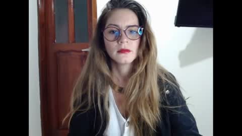 hanny_333 online show from January 29, 8:29 am