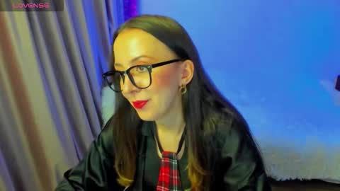 Stephanie online show from January 18, 6:26 pm