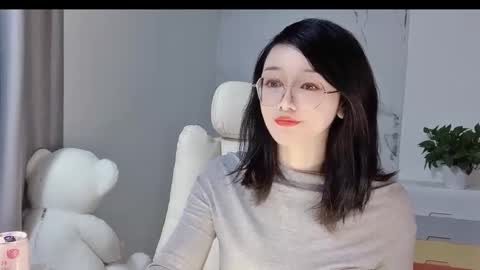 Daisy online show from March 4, 3:15 pm