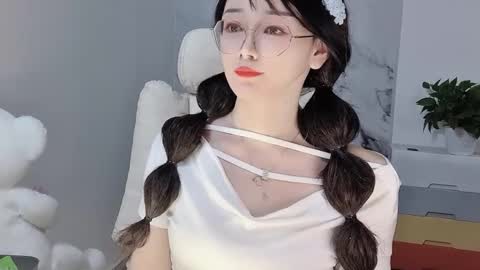 Daisy online show from February 26, 2:16 pm