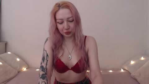 Emily online show from March 16, 9:08 pm