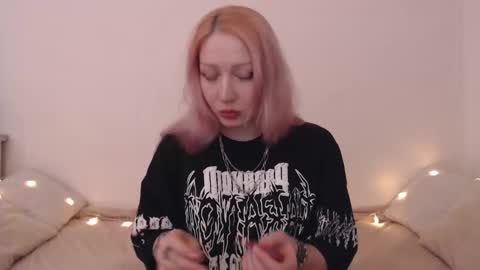 Emily online show from March 18, 9:53 pm