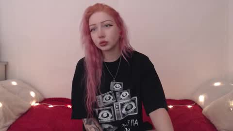 Emily online show from February 25, 10:52 pm