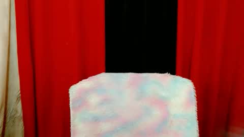 mj online show from October 22, 11:15 am