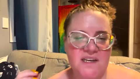 Fiiona online show from April 12, 7:55 am