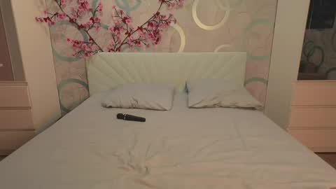 Hasel online show from April 18, 10:20 pm