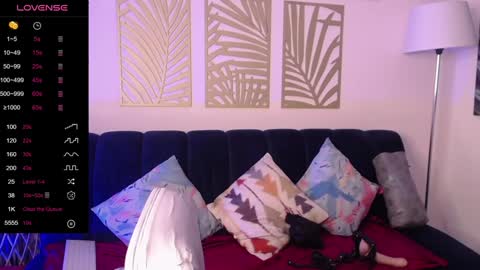 Nicole online show from December 26, 8:11 pm