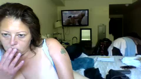 haterbate1111 online show from September 15, 6:37 pm