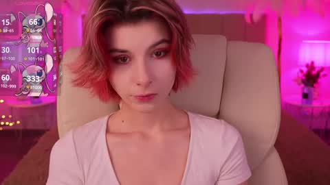 haylaamber online show from December 29, 7:53 pm