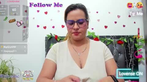 hazel online show from November 21, 8:49 am