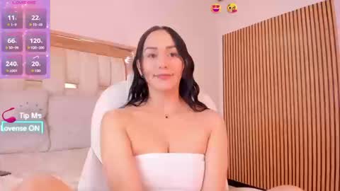 Snapshot of hazel_ross_tcw chatting on September 15, 2:03 pm Hazel online show from September 15, 2:03 pm