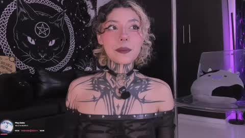 Hazell Witch online show from April 12, 8:11 pm