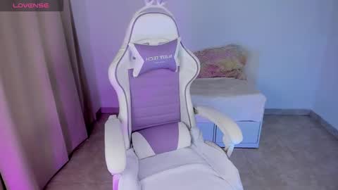 IM EMY online show from March 20, 2:22 pm