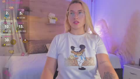 Snapshot of heidishayk chatting on December 27, 7:03 pm ANTARA REY online show from December 27, 7:03 pm