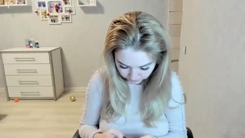 Helen sven online show from February 28, 6:29 pm