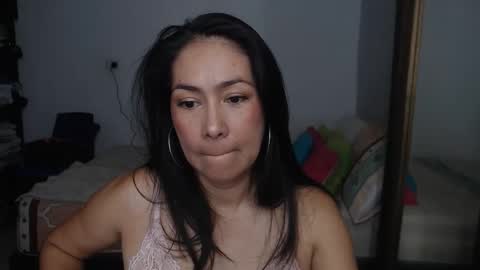 Helen online show from April 9, 9:31 pm